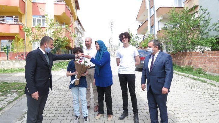 Başkan Çakıcı’dan 23 Nisan’da doğan çocuklara sürpriz G3