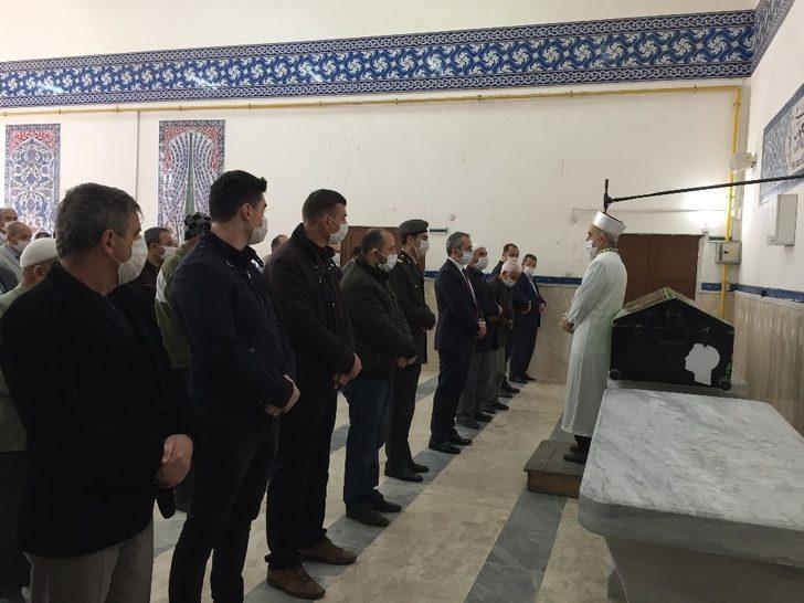 Kıbrıs Gazisi Tosya’da son yolculuğuna uğurlandı G3