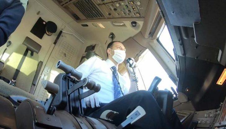 THY uçağından gökyüzünde Türk Bayrağı G1