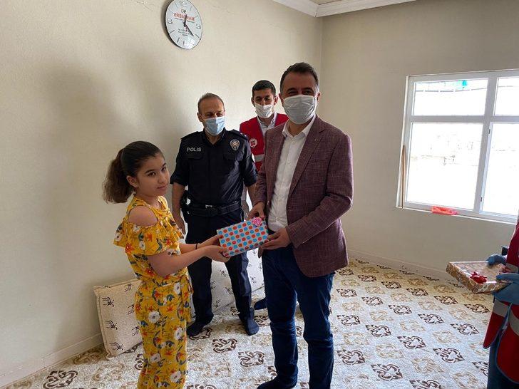 Şehit çocuklarına 23 Nisan ziyareti G2