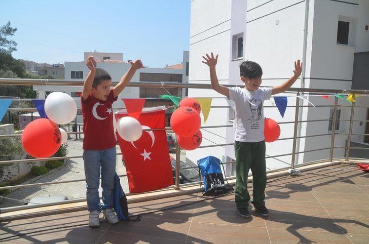 Kuşadalı çocuklara 23 Nisan sürprizi G5