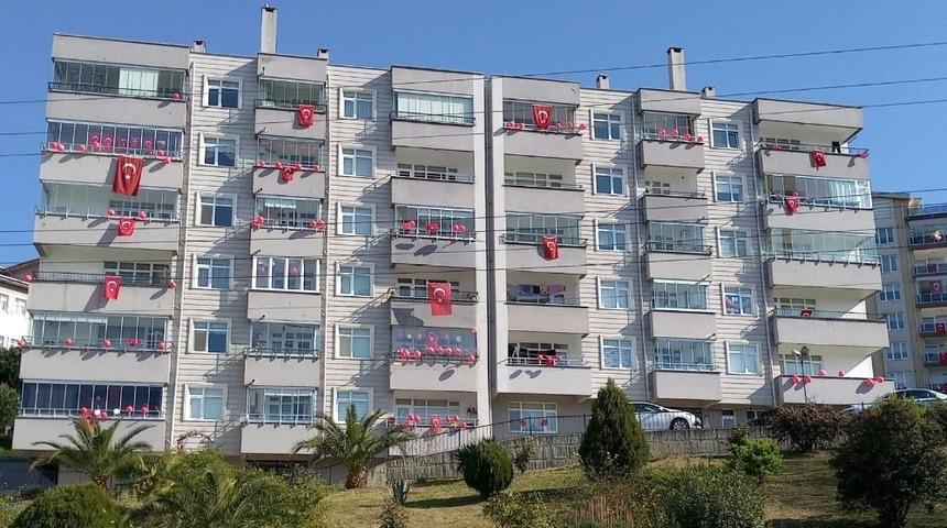 23 Nisan’ı balonlarla kutladılar