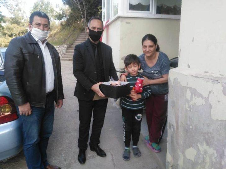 23 Nisan çocuklarına doğum günü sürprizi G3