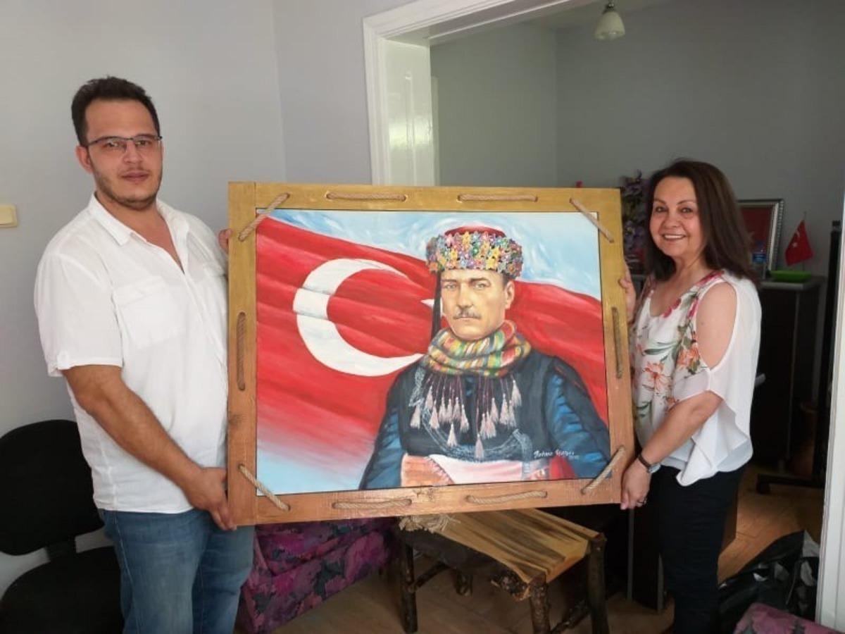 Bu hikayenin kahramanları alkışlanır