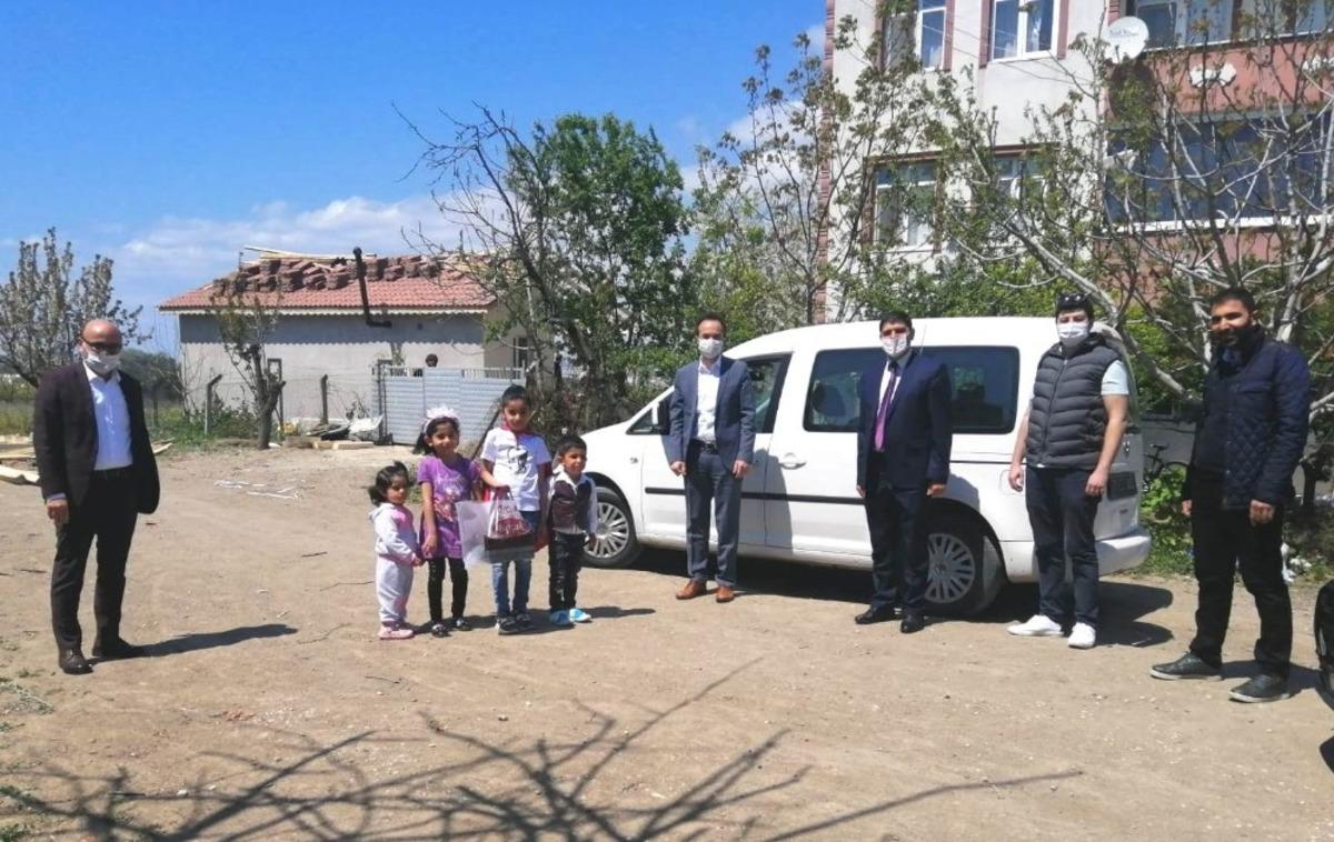 23 Nisan doğumlu &ccedil;ocuklara s&uuml;rpriz pasta