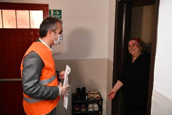 Çayırova’da 4 günde 140 bin maske dağıtılacak G3