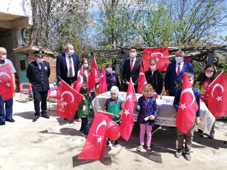 Erfelek protokolü Nisanur’un doğum gününü kutladı G1