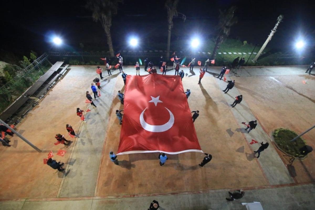 Sinop&rsquo;ta karantina altında bulunan gurbet&ccedil;iler 23 Nisan&rsquo;ı kutladı