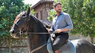 Ünlü oyuncu Cemal Hünal ölümden döndü