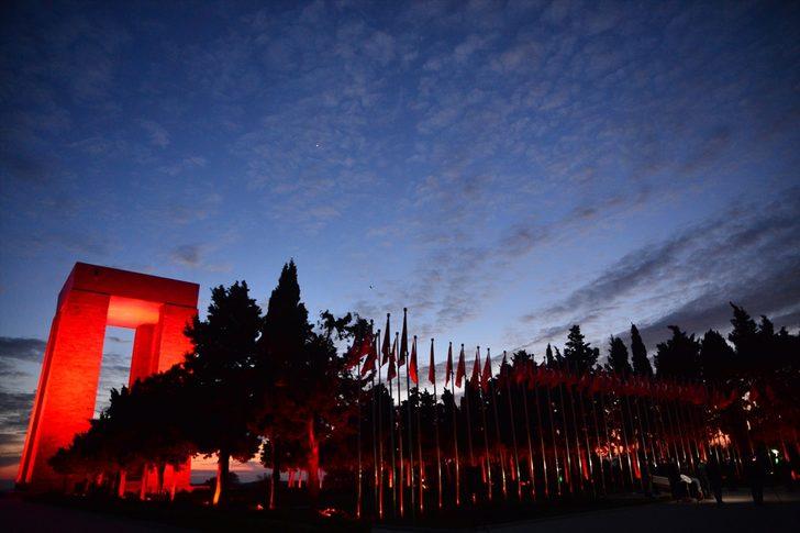 23 Nisan'ı "Şehitler Abidesi"nde kutladılar G1