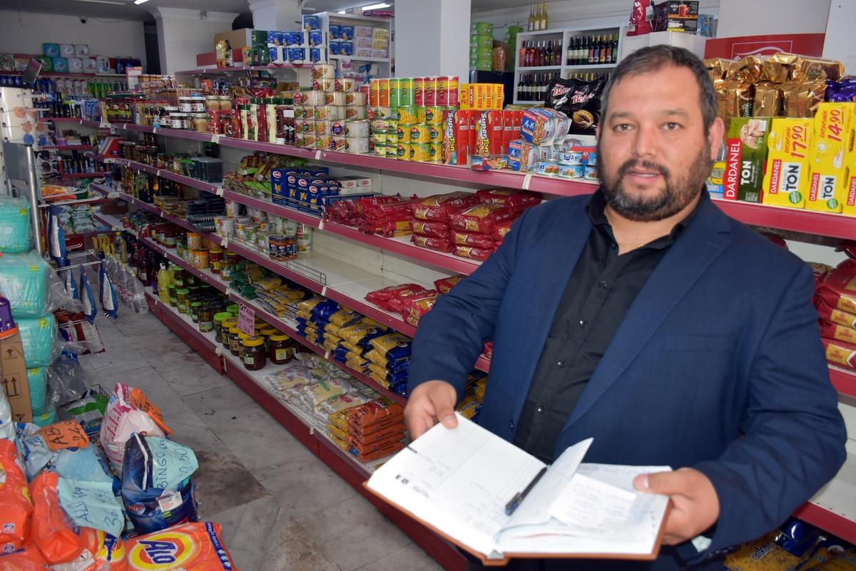 M&uuml;şterilerinin 6 bin liralık borcunu sildi! Daha &ouml;nce de yapmış