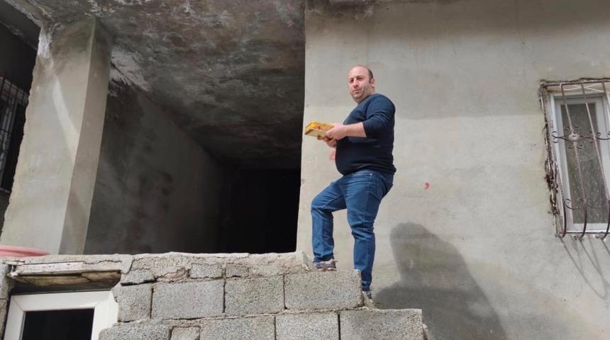 Şırnak&rsquo;ta arıcılar ihtiya&ccedil; sahibi ailelere bal dağıttı