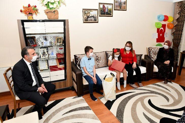 Vali Su’dan şehit ailesine ziyaret G2