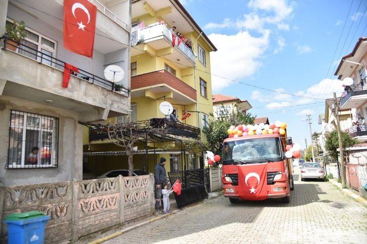 Kartepe’de çocuklar 23 Nisan coşkusunu böyle yaşadı G3