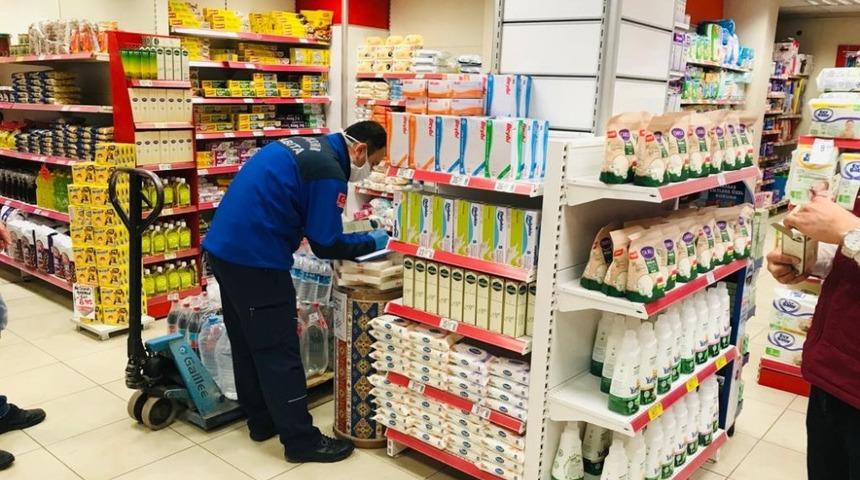 Büyükşehir zabıtasından marketlere denetim