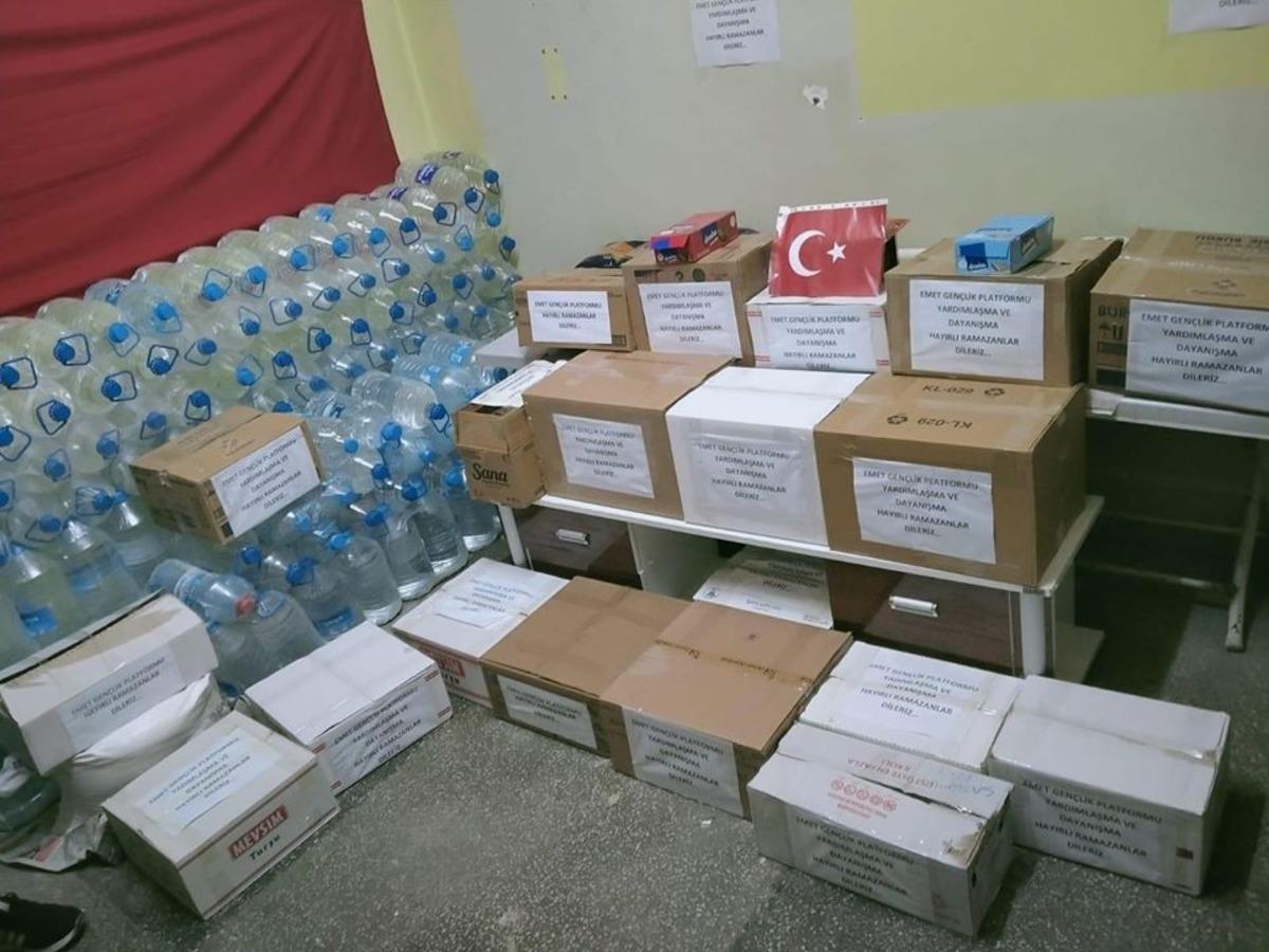 Zenginden alıp muhta&ccedil;lara veriyorlar