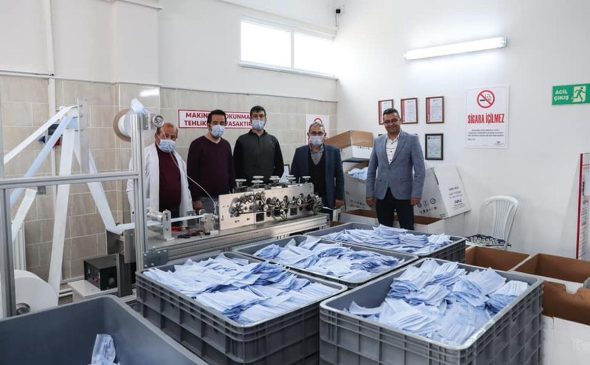 Her g&uuml;n 50 bin masken