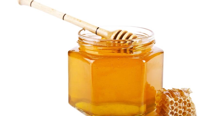 Pürüzsüz bir cilt için bu kürleri mutlaka deneyin! Bal, avokado...