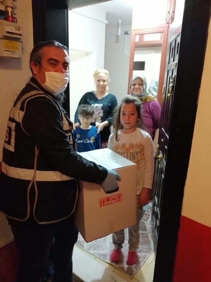 Giresun Emniyet Müdürlüğü çalışanları yardıma muhtaçlar için Ramazan kolisi hazırladı G2