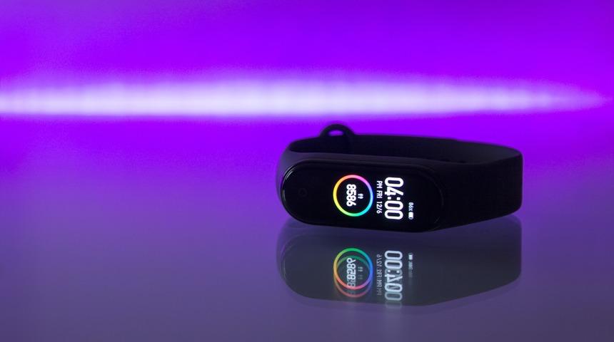 Xiaomi şaşırdı: Mi Band 5 yerine Xiaomi Mi Band 4C geliyor!