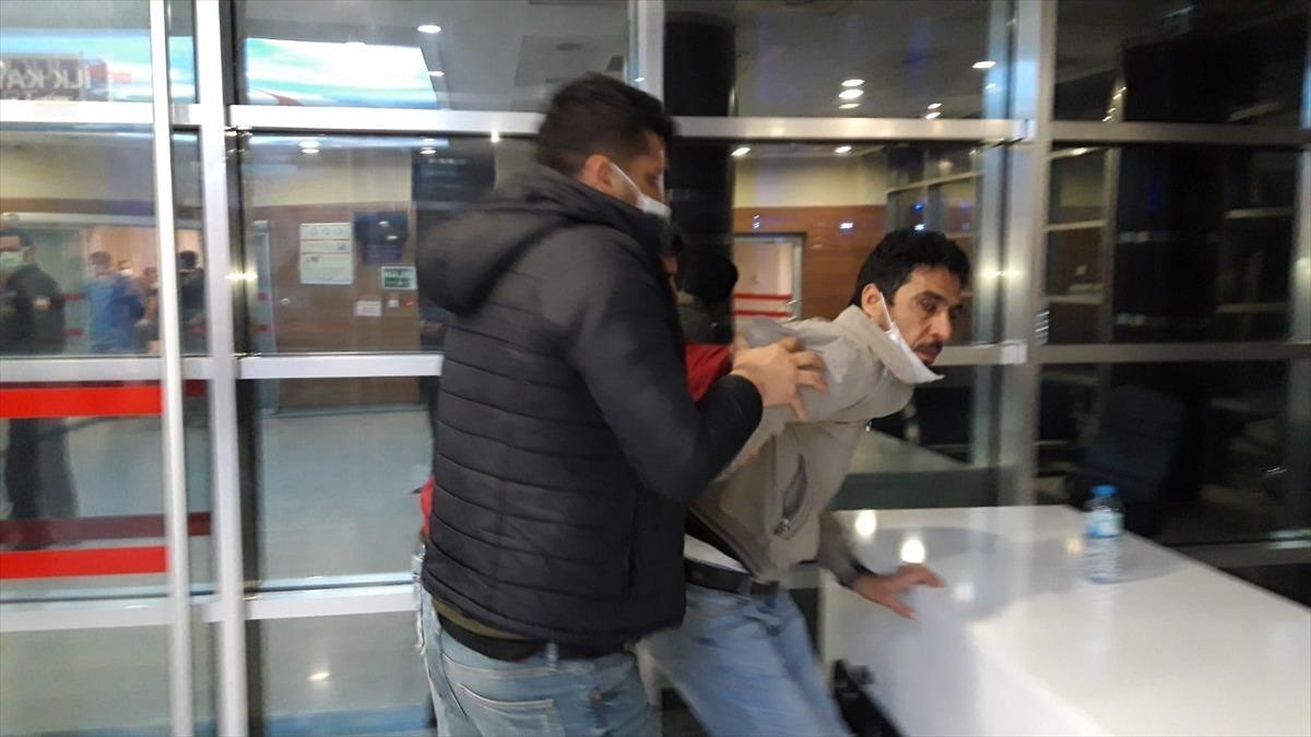 Adıyaman'da bı&ccedil;aklı kavga: 1 yaralı