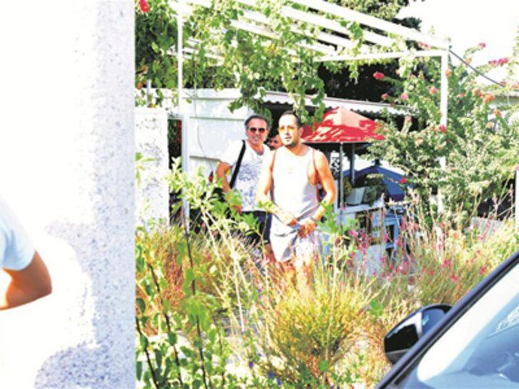 Sarp Apak ve sevgilisi tatilde G3