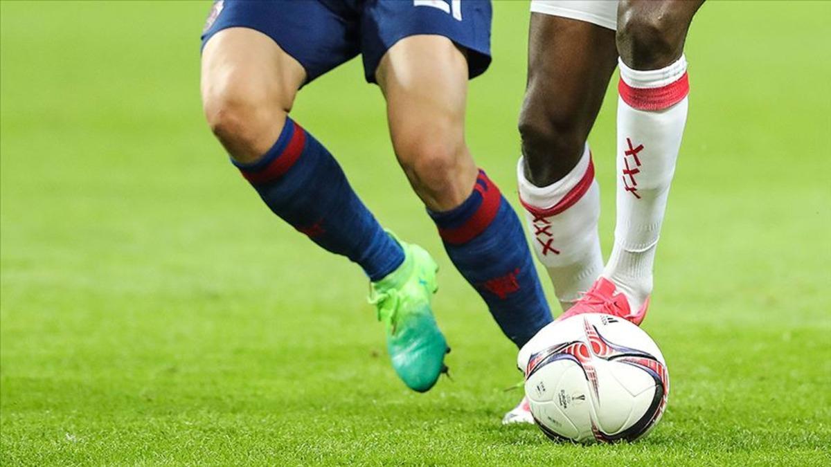 Hollanda lig y&ouml;netimi  2019/20 sezonunu iptal etti
