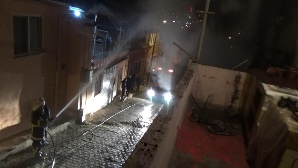 Amasya&rsquo;da kokutan odunluk yangını