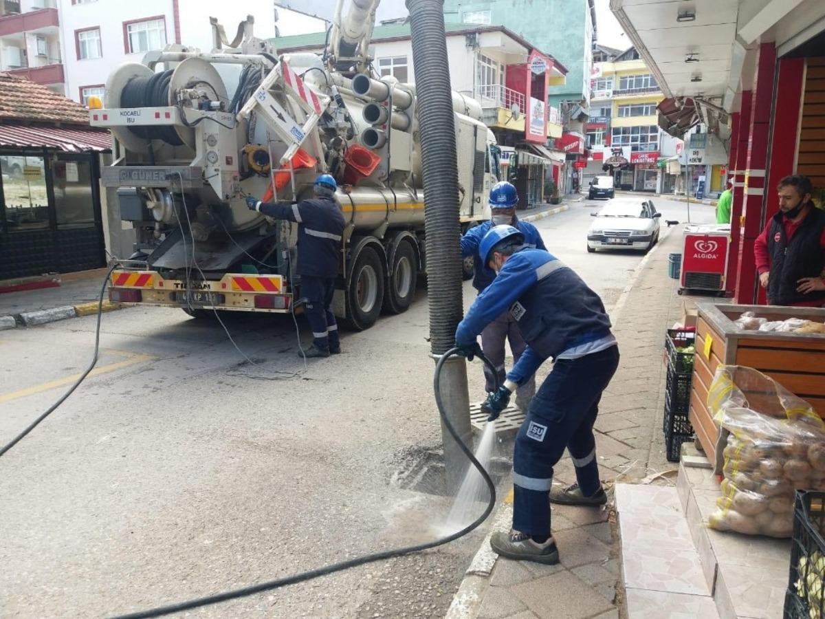 Kocaeli&rsquo;de altyapı hatları temizleniyor
