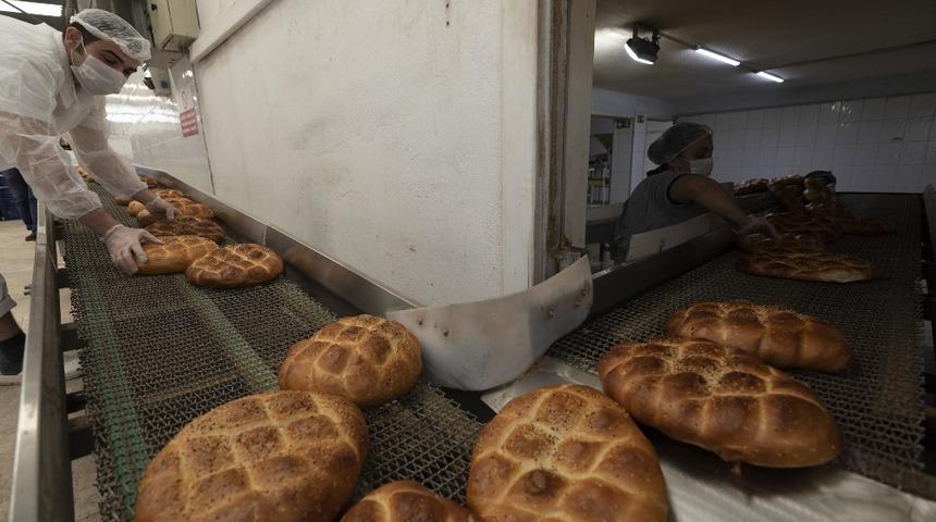 Mersin B&uuml;y&uuml;kşehir Belediyesi, Ramazan pidesi &uuml;retimine başladı