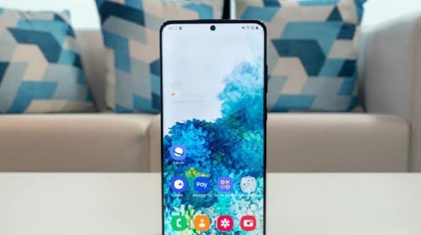 Bir &ccedil;ok problemle karşılaşan Galaxy S20 Ultra sorunları &ccedil;&ouml;z&uuml;yor