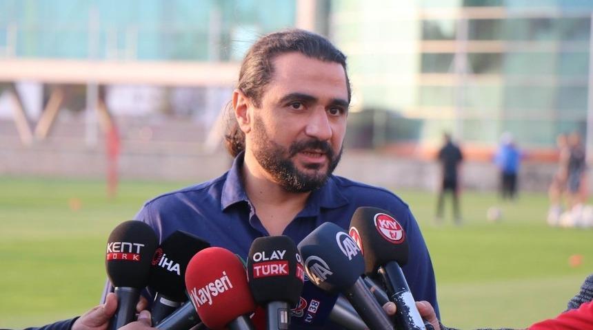 Kayserispor Sportif Direkt&ouml;r&uuml; B&ouml;l&uuml;kbaşı: "Ligin oynanması b&uuml;y&uuml;k tehlike"