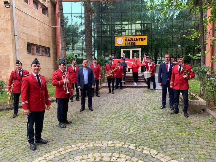 Gaziantep Lisesi mezunları çocuklar için bir araya geldi G1