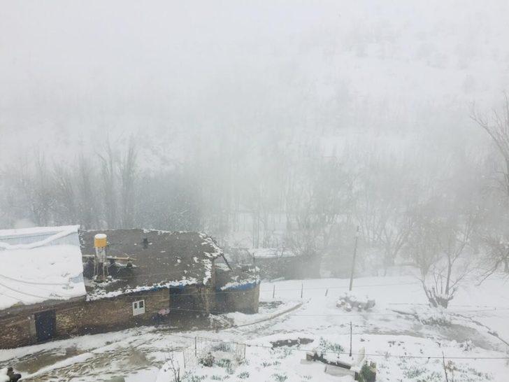 Bahçesaray’da nisan karı sürprizi G2