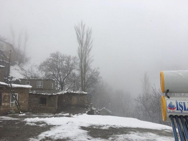 Bahçesaray’da nisan karı sürprizi G5