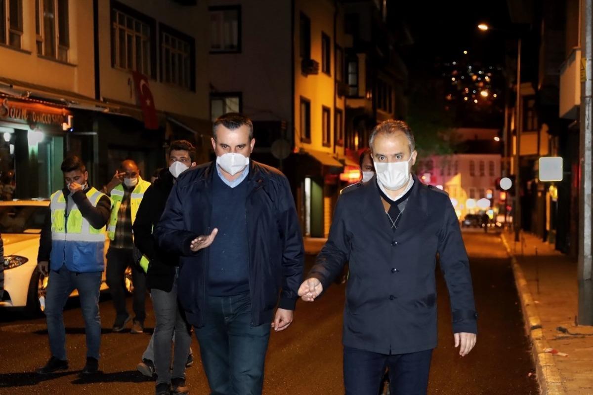 Bursa&rsquo;da 2 haftada 30 bin ton asfalt d&ouml;k&uuml;ld&uuml;