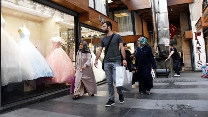 Düğün alışverişleri online mecralara kaydı