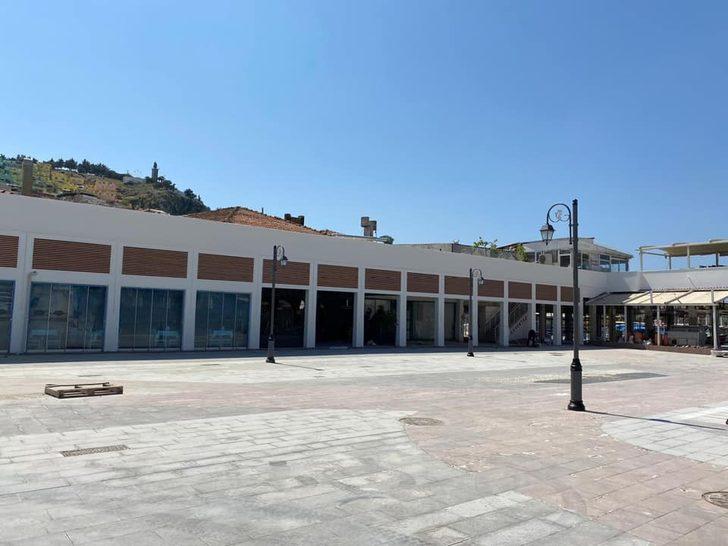 Kuşadası’nda ’Balıkçılar Meydanı" tamamlanıyor G3