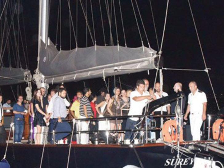 Meryem Uzerli 32. yaşını kutladı G3