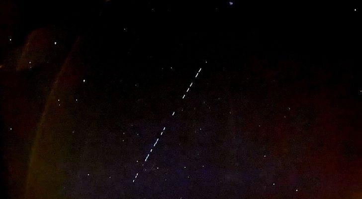 Hiç kimse ne olduğunu anlayamadı! Gökyüzünde esrarengiz ışık şaşkınlığı G4