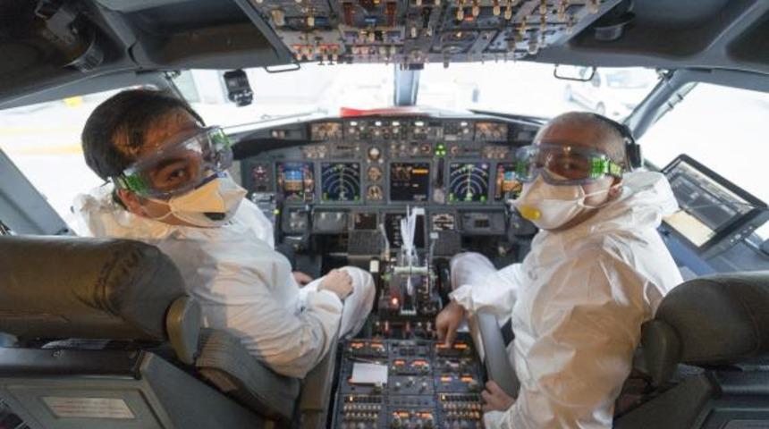 THY'nin u&ccedil;uş ekibi koronavir&uuml;sten &ouml;len meslektaşlarını unutmadı