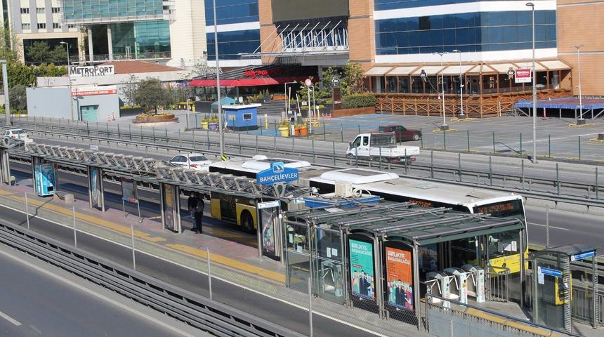 Otob&uuml;s şof&ouml;r&uuml;nden sağlık personeline &ccedil;irkin cevap!