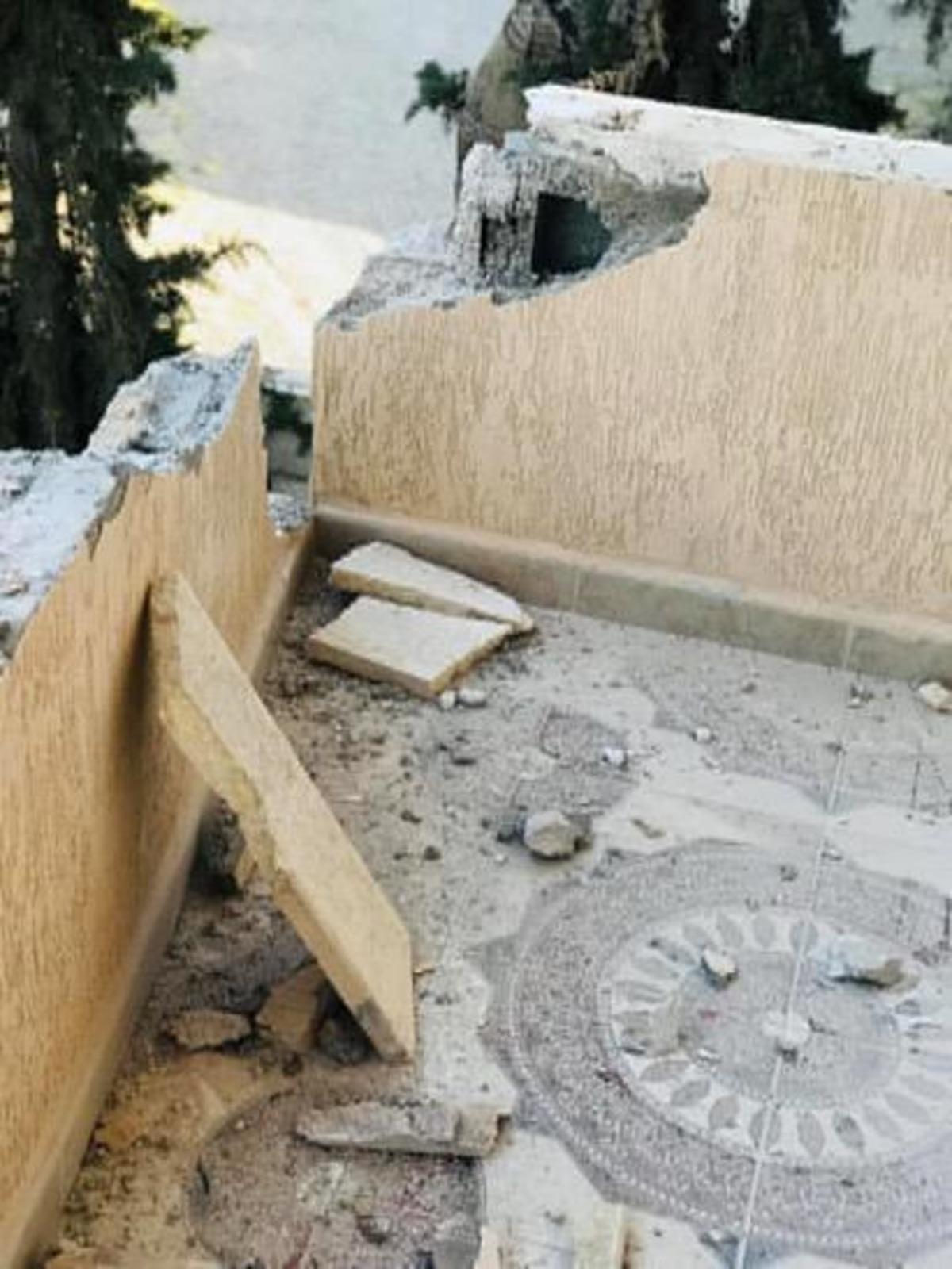 Hafter milisleri Trablus&rsquo;un merkezinde sivilleri bombaladı
