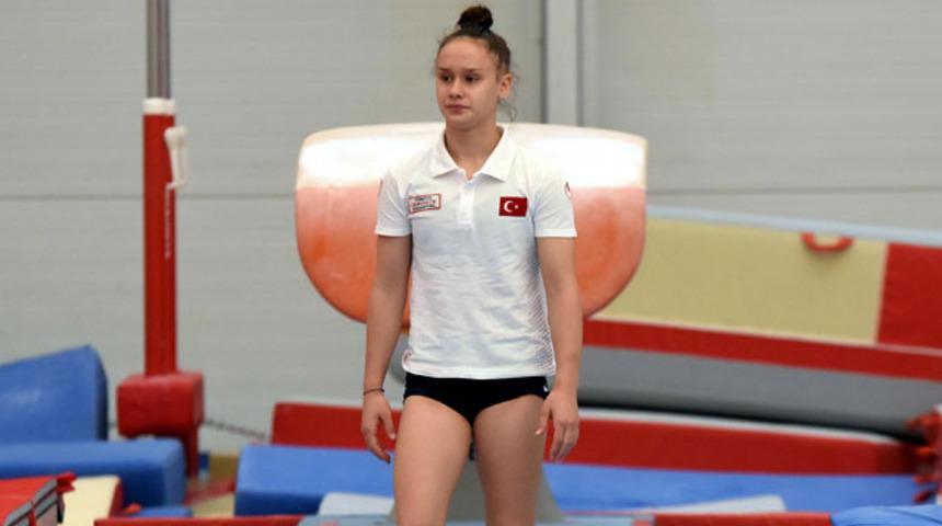 Nazlı Savranbaşı koronavirüs yüzünden tarihi şansı kaçıracak 