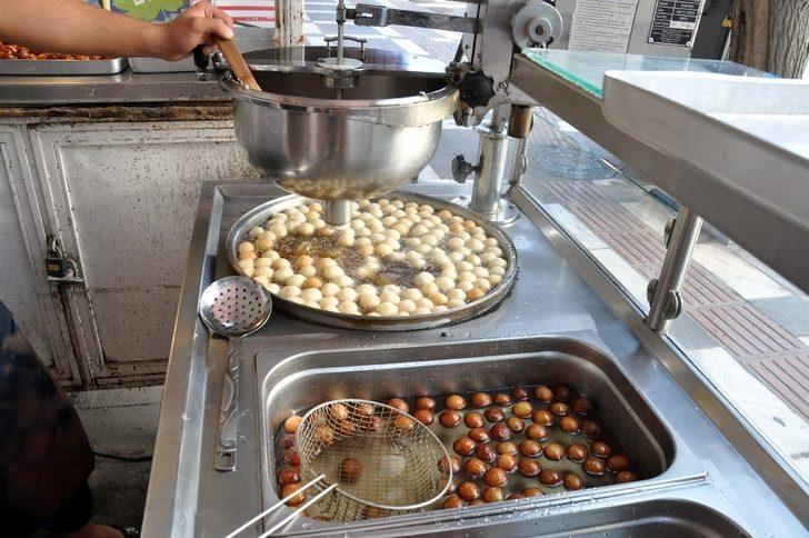 Ramazan ayının vazgeçilmez tatlıları görücüye çıktı G3