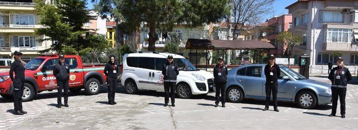 Gönen Vefa Grubunundan yaşlılara destek G1