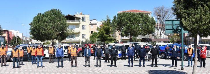 Gönen Vefa Grubunundan yaşlılara destek G4