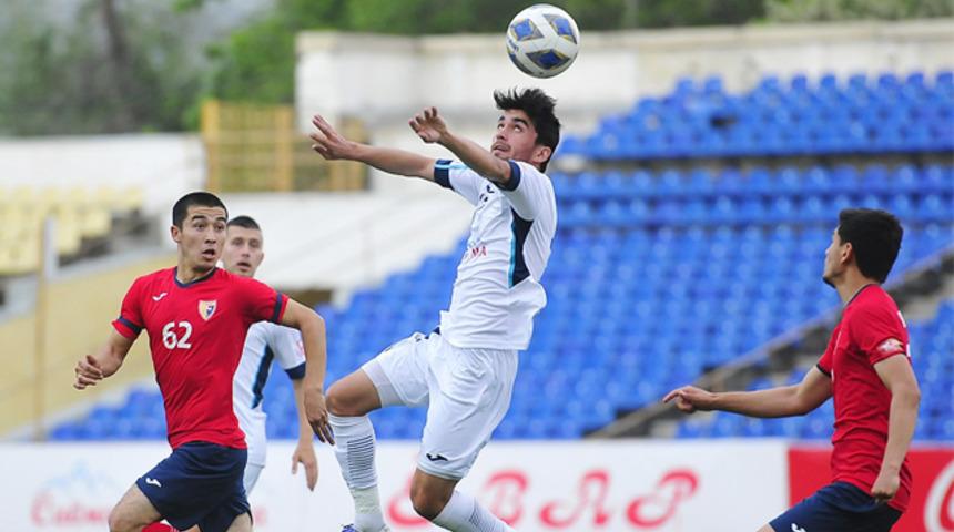Tacikistan'da futbol maçları askıya alındı