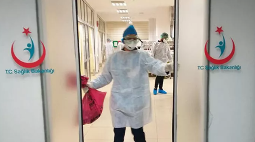 Koronavirüsten korunmak için dezenfektan ve etil alkol içen kişi hayatını kaybetti