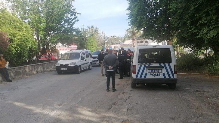 Bıçakla dehşet saçtı, karısını ve baldızını yaraladı G5